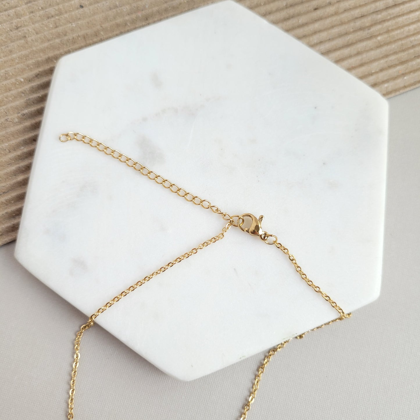 Ava Necklace - Blonde Tortoise