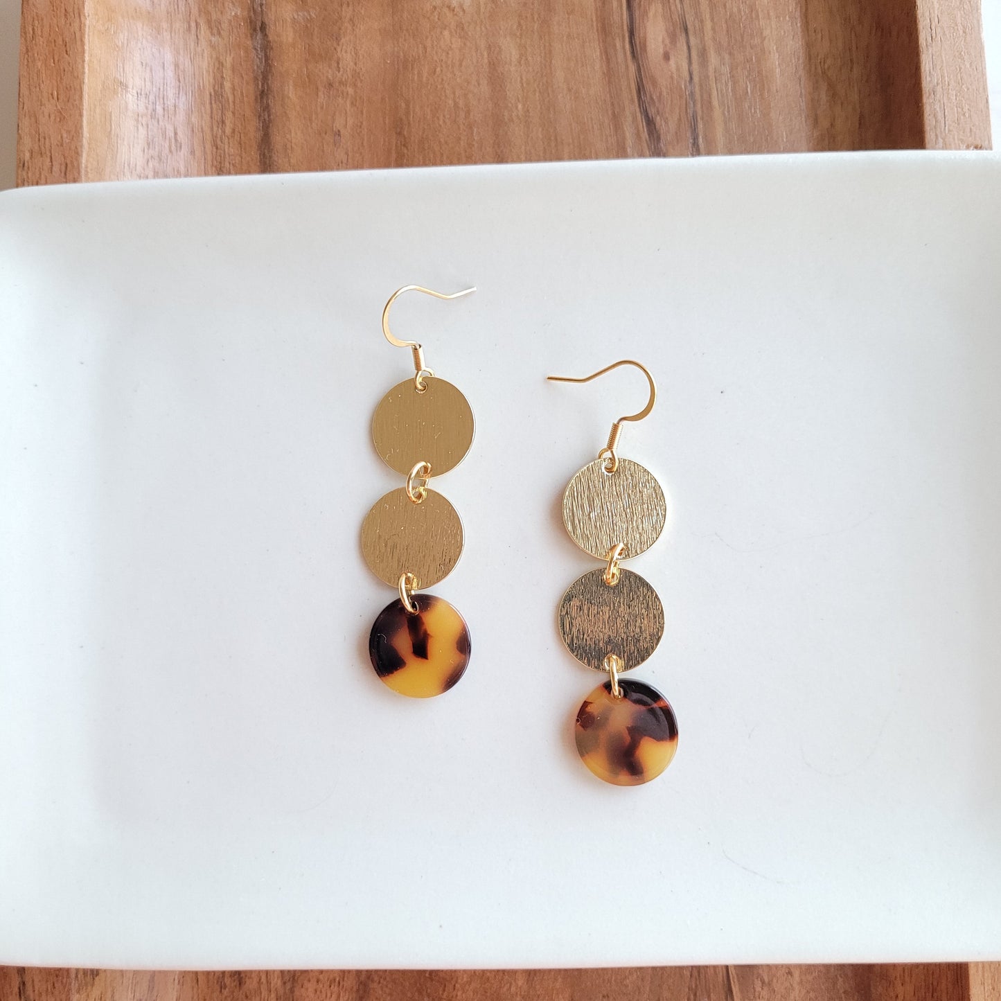 Evelyn Earrings - Tortoise