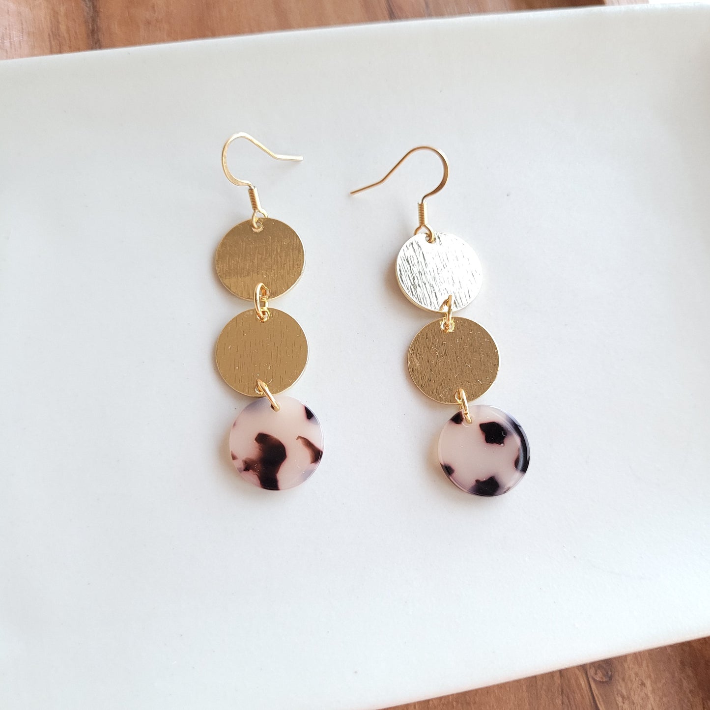 Evelyn Earrings - Blonde Tortoise