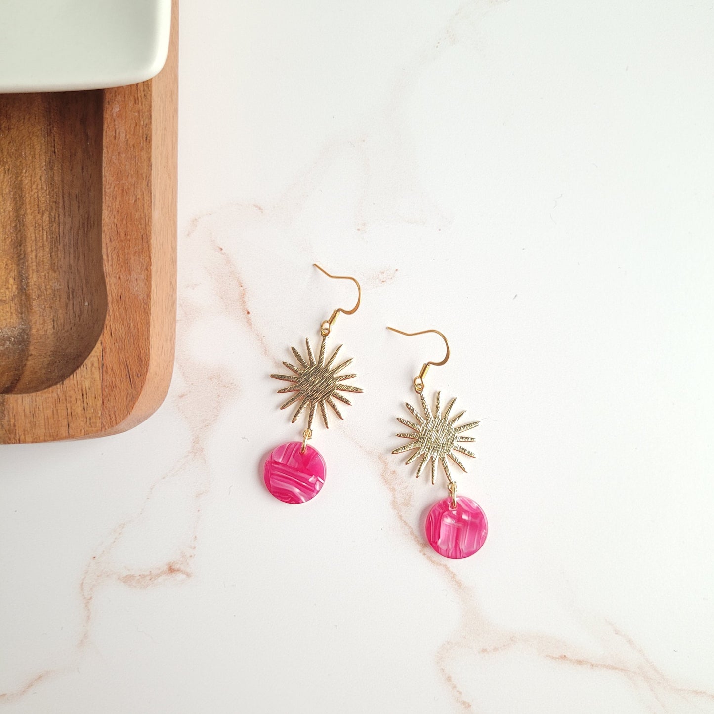 Solana Earrings - Raspberry