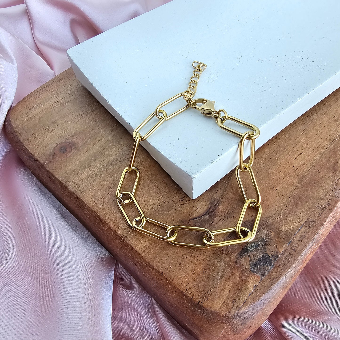 Luxe Gold Chunky Paper Clip Bracelet