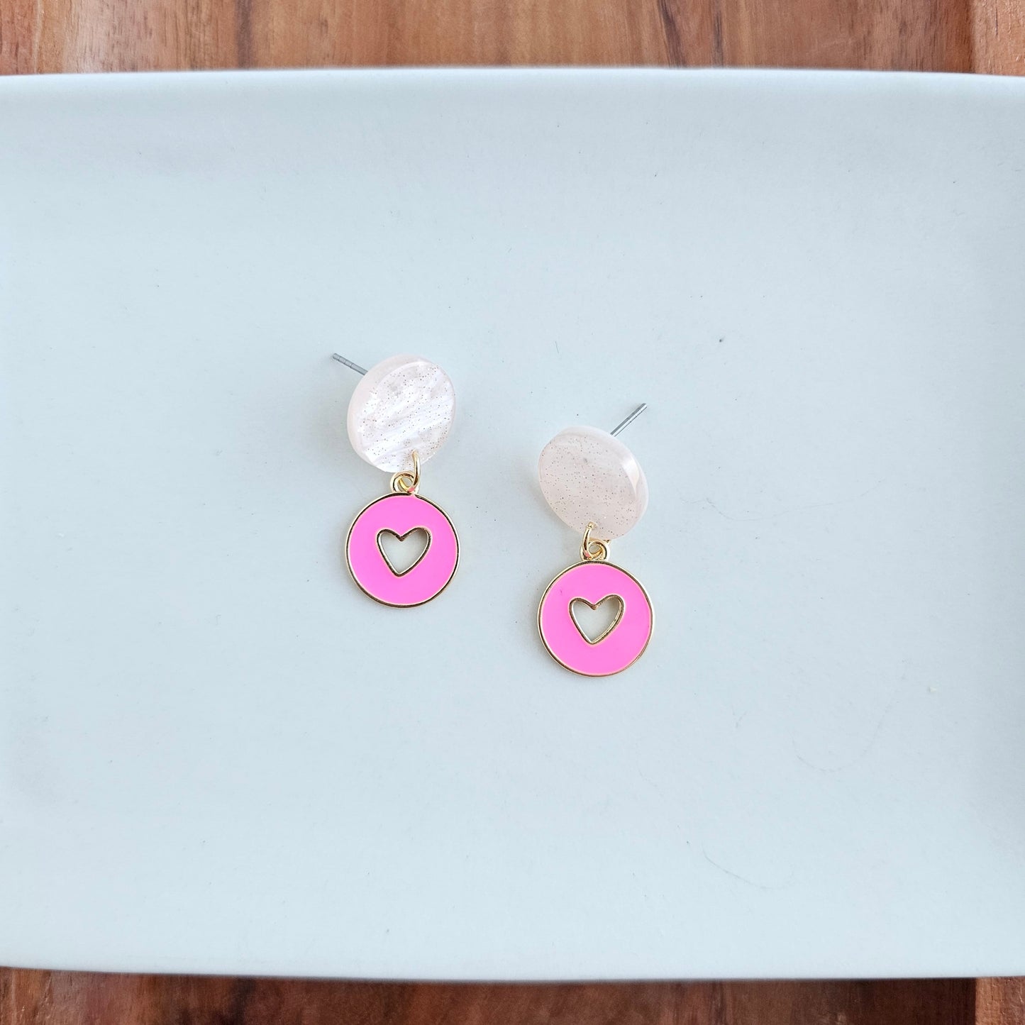 Amora Heart Earrings - Pink