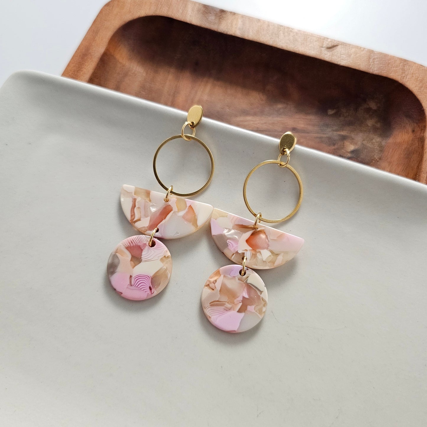 Wren Earrings - Peachy Pink