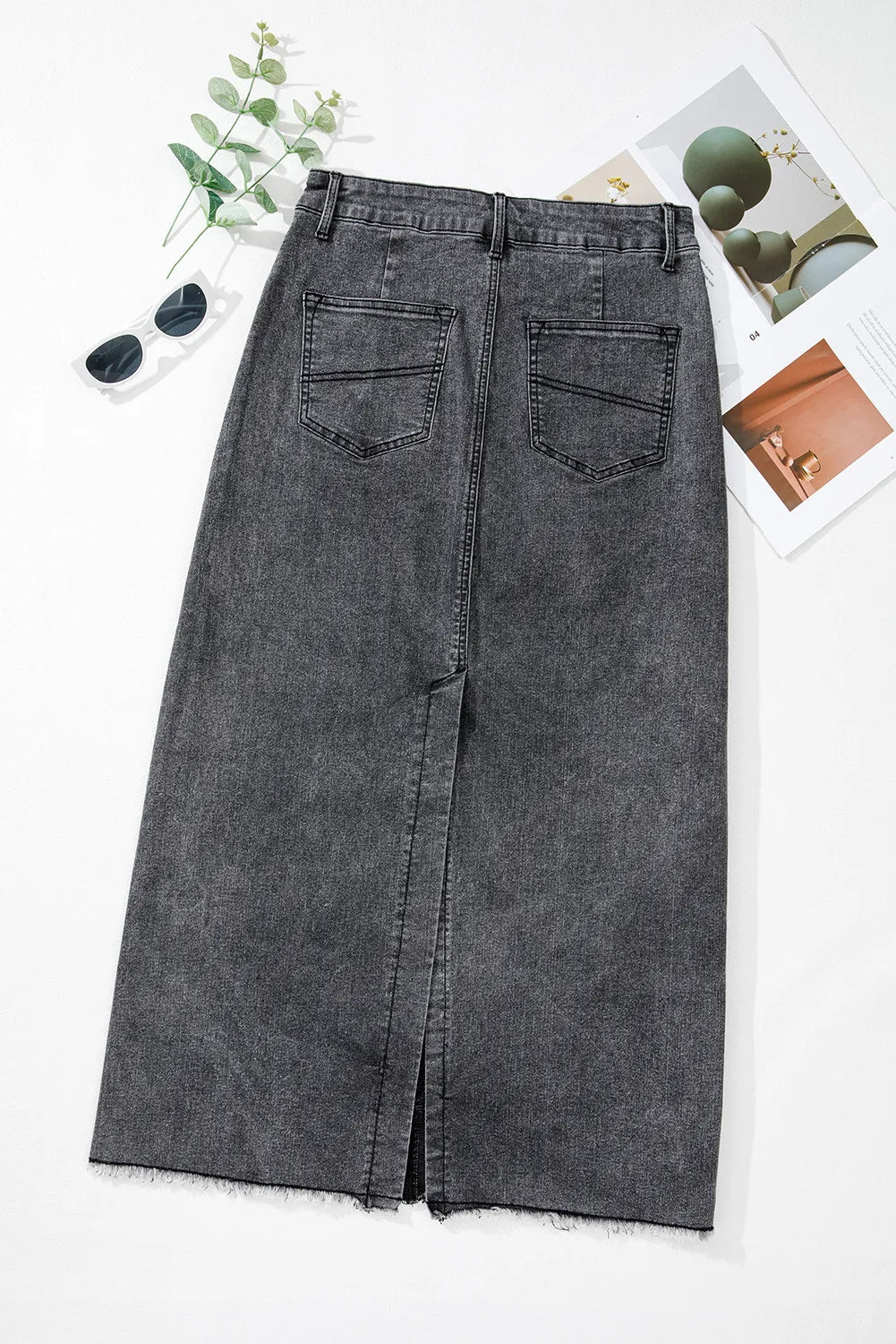 Raw Hem Midi Denim Skirt with Pockets